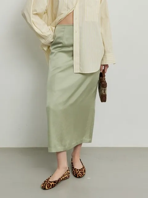 SILKY H LINE SKIRT - OLIVE