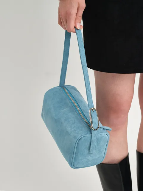BEAU SUEDE ROLLER BAG (BLUE JEAN)