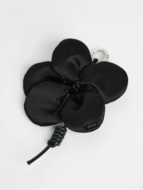 flower ornament keyring