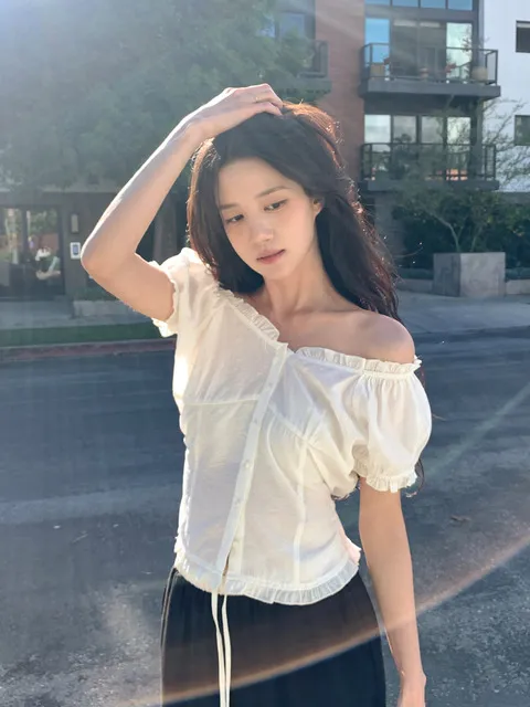 니어드 투웨이 블라우스