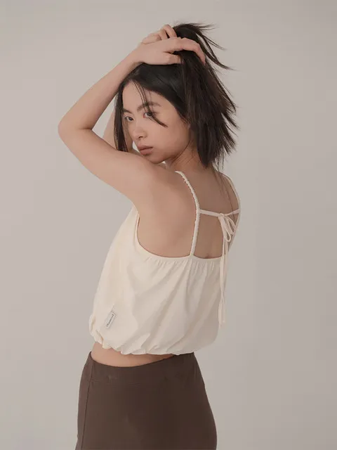 SOFT SHIRRING SLEEVELESS_ LIGHT BEIGE