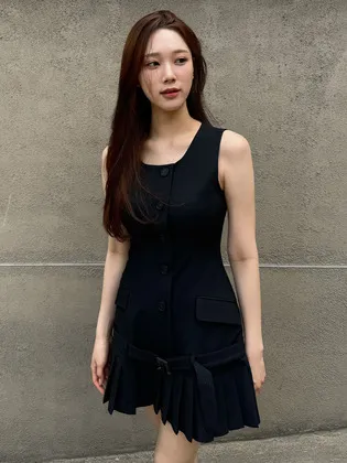 Sleeveless Pleated Suit Dress - Dark Navy