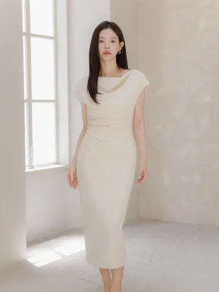 플럼 셔링 원피스_Butter