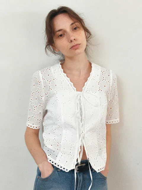 TIR EMBROIDERY LACE BLOUSE_2COLORS