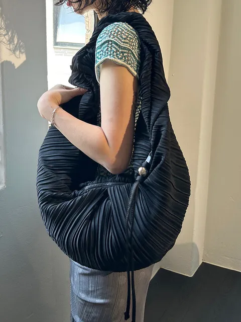 LUVITS BAG LARGE BLACK 러비츠백 라지 블랙