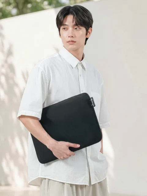 Dedekind S016 Sleeve pouch Black