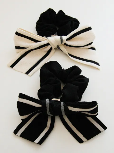 Line Ribbon Texture Scrunchie H01247