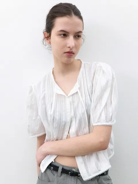 LACE TRIM VOLUME SLEEVE PEASANT BLOUSE (BL-4429)