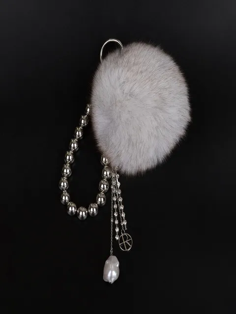 BAROQUE PEARL FOX FUR KEY RING