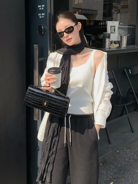 ROEH Bag_Black Croc