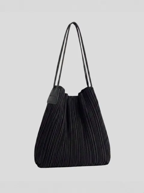 플리츠 리자 PLEATS LISA 블랙