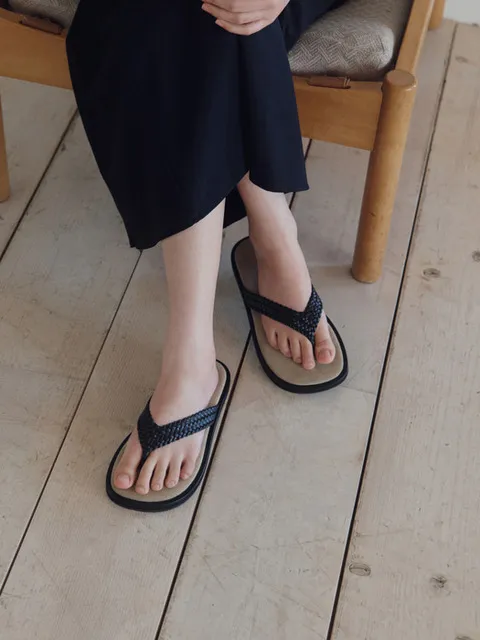 WOVEN FLIP (SUEDE SAND)