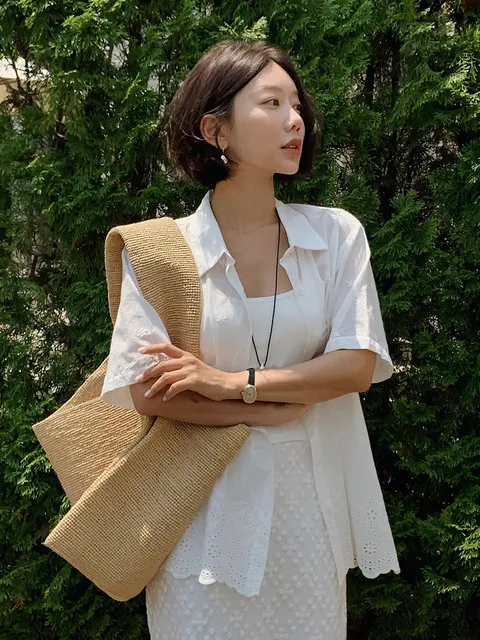 Shrub lace half shirt (white)