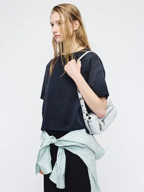 OUTPOCKET HOBO MINI_off white cracked