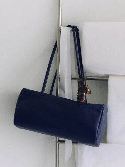 알로 볼링 숄더백 Arlo Bowling Shoulder Bag_Navy