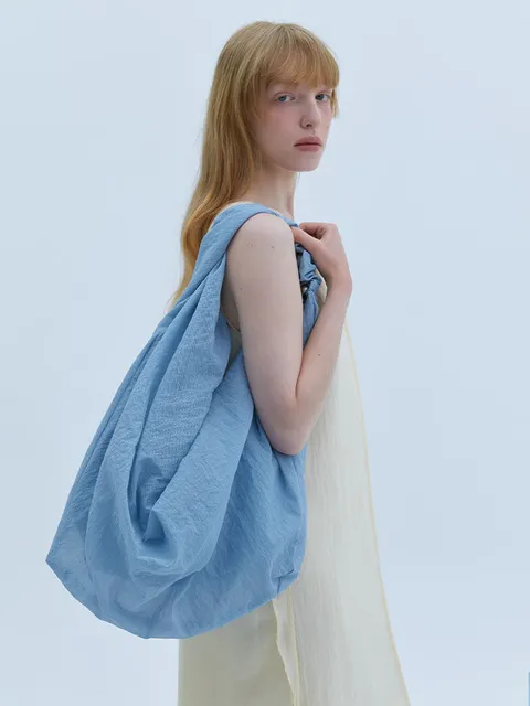 Large Tangle Twist Bag_Light Blue
