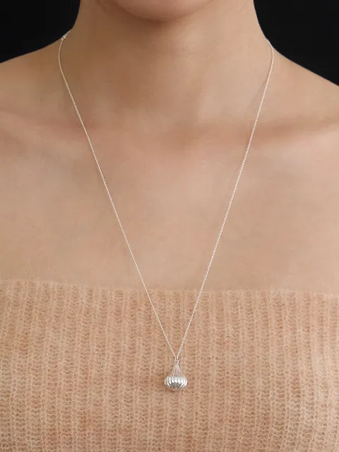 Bulb necklace