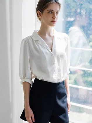 CHLOE Summer Satin Open-Collar Blouse_Cream