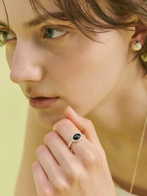 Black Oval Stone Ring