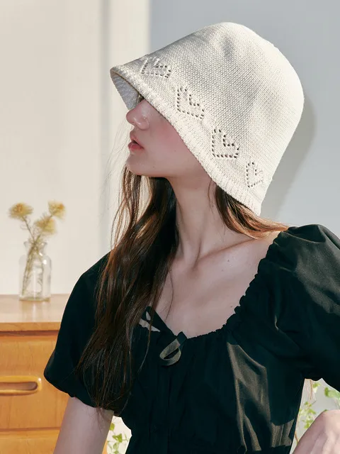 Heart Hole Bucket Hat (2 Colors)