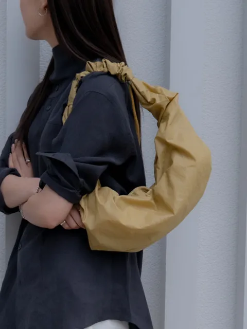 Glossy Small Tangle Twist Bag_Mustard