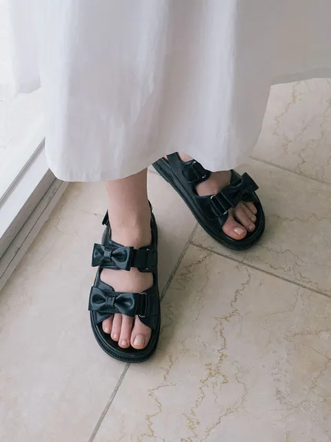 m792 velcro Sandal