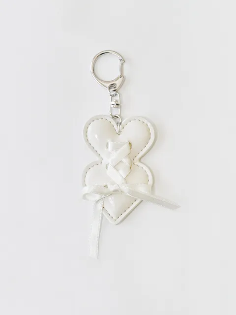 Double heart keyring_ivory