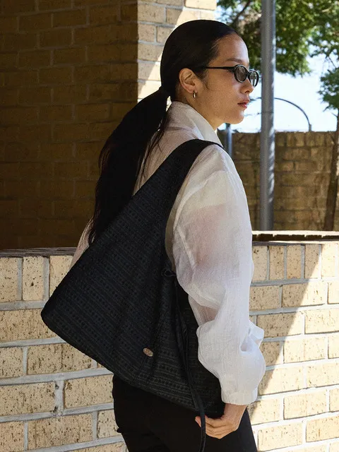 Mellow punch bag-black