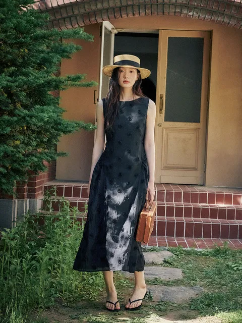 FLORAL RELIEF LONG DRESS_BLACK