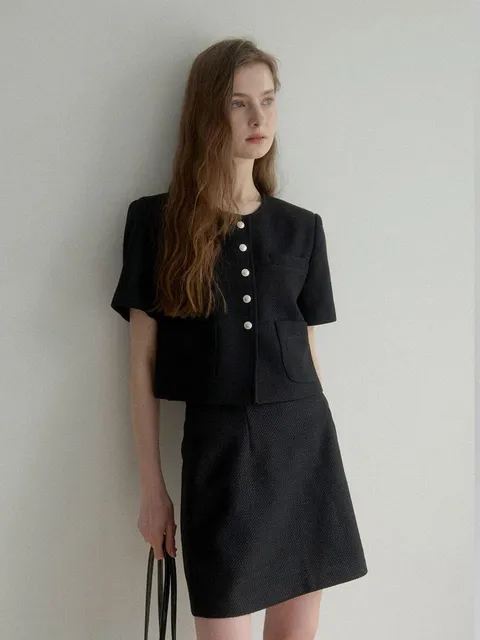 esy round tweed crop jacket (black)