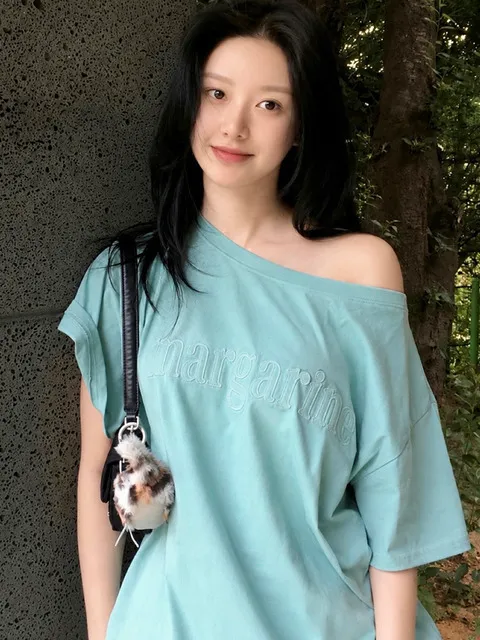 Margarine One-Shoulder Applique Logo Short Sleeve mint