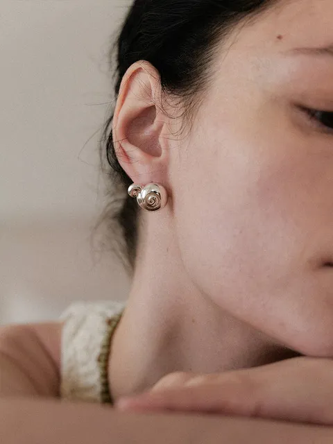 spiral earring - silver