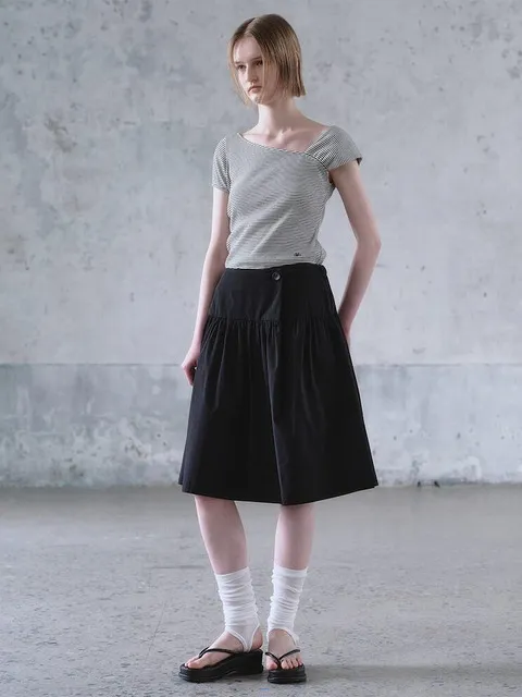 Midi Flare Skirt Black (KE6327M045)