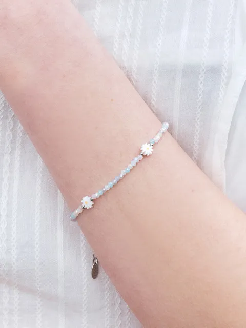 honey daisy bracelet