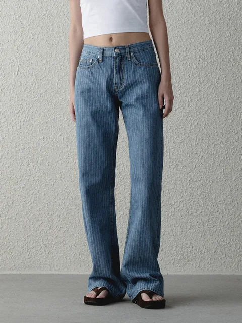 Jacquard Low-Rise Wide Straight Denim - Stripe Indigo