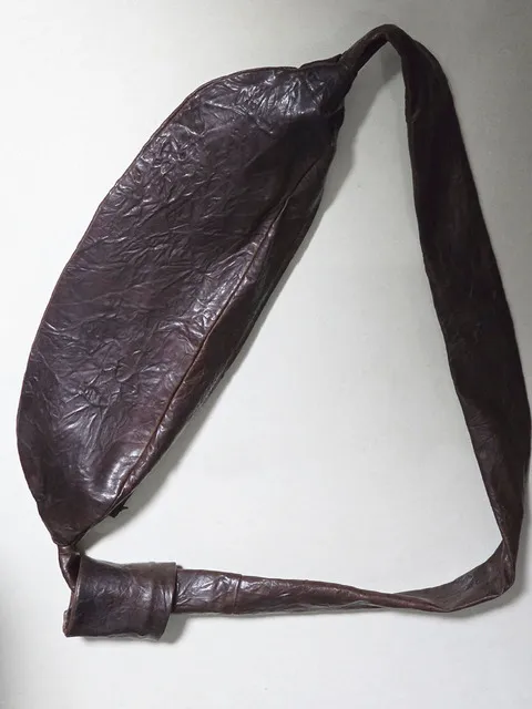 Baguette Leather Cross Bag / Chocolat