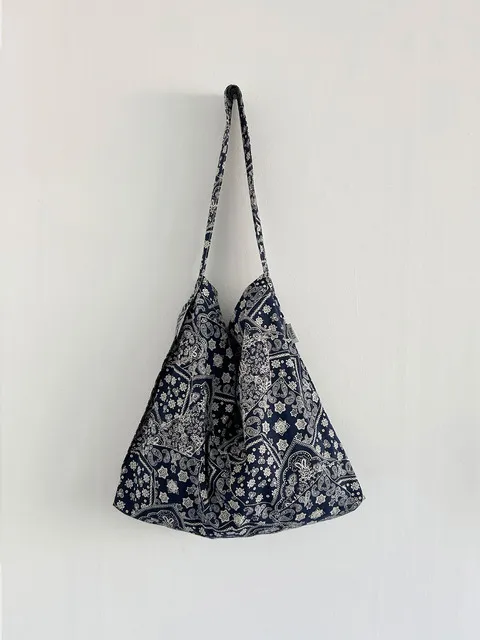 Paisley Bag (페이즐리백) Navy