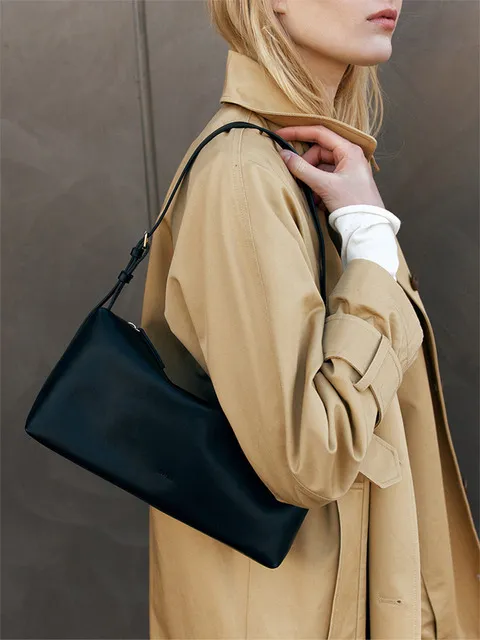 미누 숄더백 Minu Shoulder Bag_Black