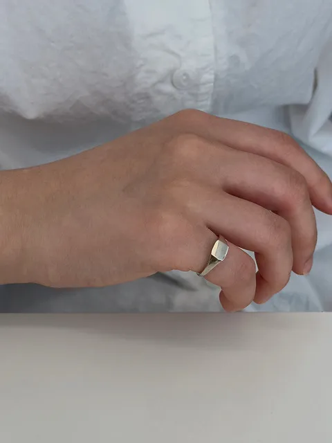 14k Stamp ring