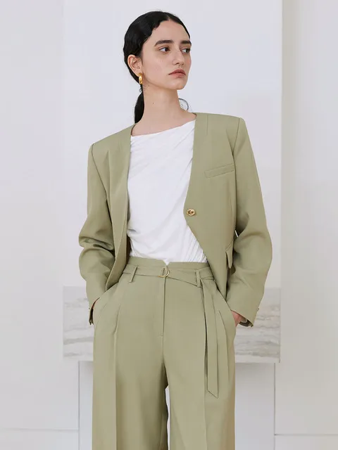SIERRA COLLARLESS JACKET (KHAKI)