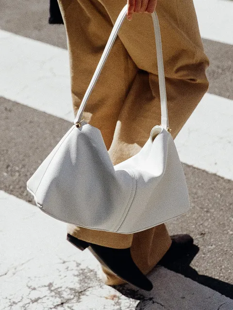 NUUS SHOULDER BAG (2colors)