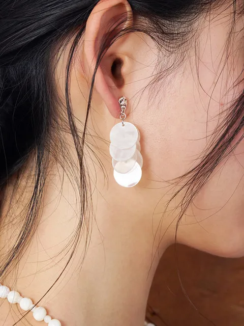 moon shell drop earrings