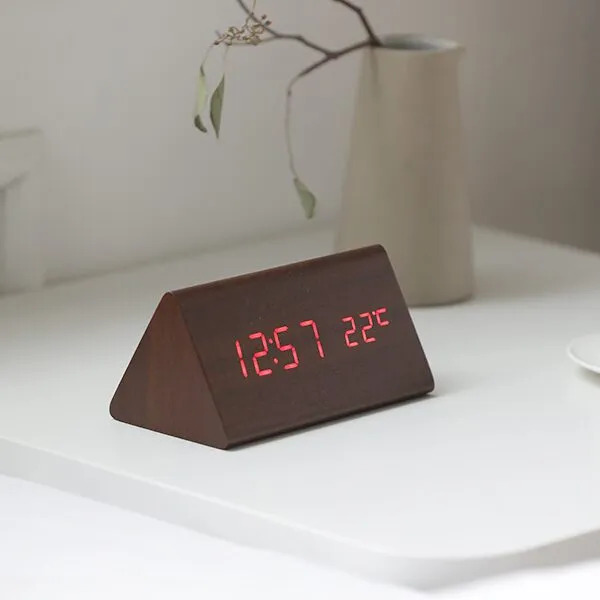 데이리브 몬트 아이우드 led 무소음 탁상시계