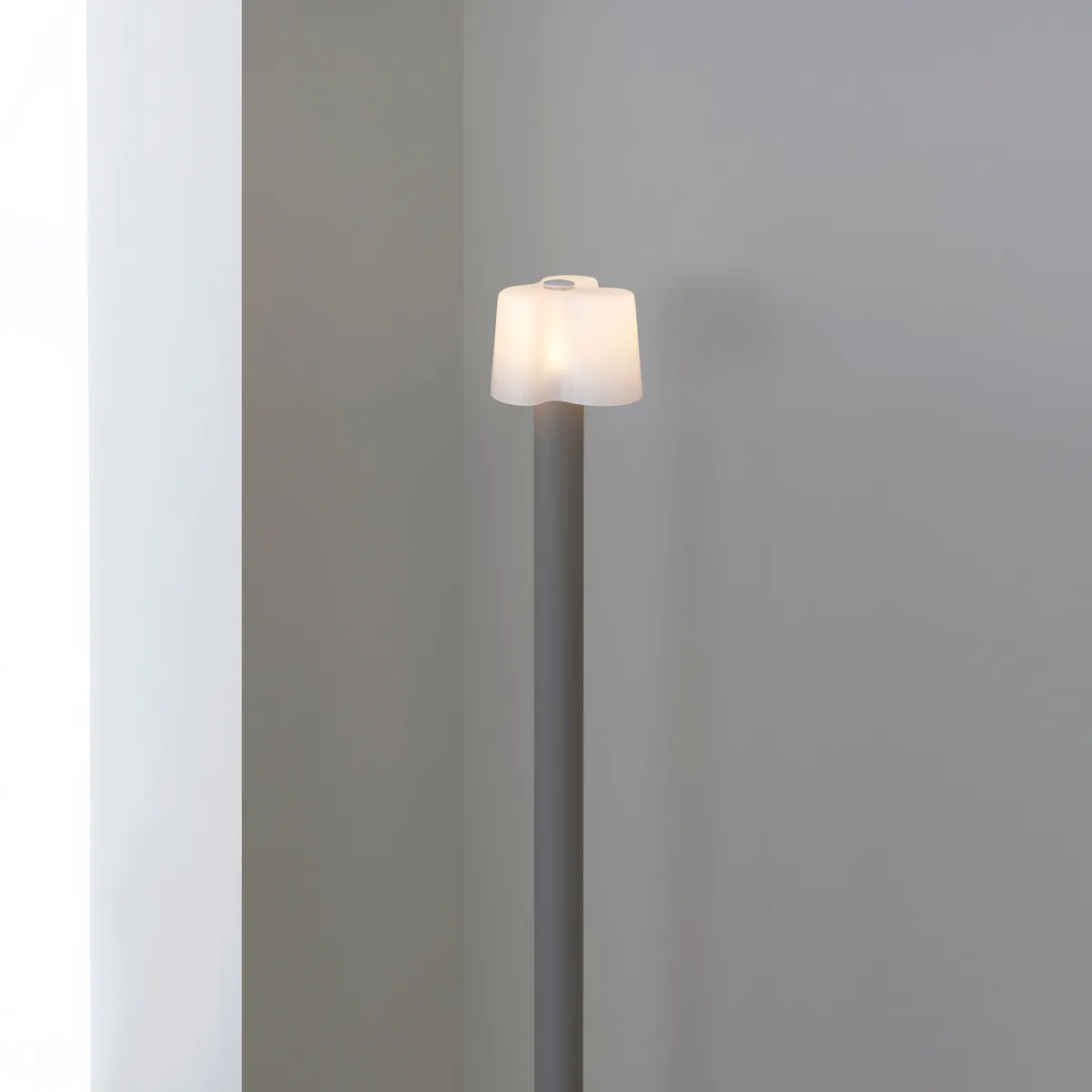 라디룸 PML-Waver 웨이버 LED 포터블 장스탠드 조명 5colors
