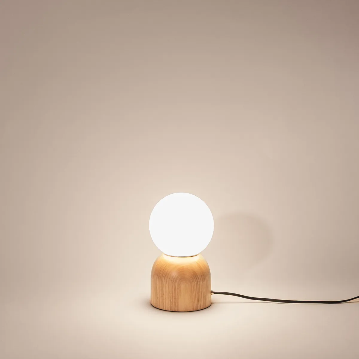 Poltem 100 lighting