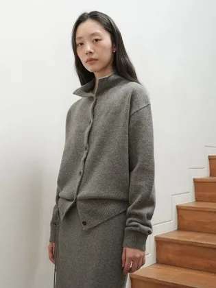 하우투러브미 루이 하이넥 버튼 울 가디건 gray